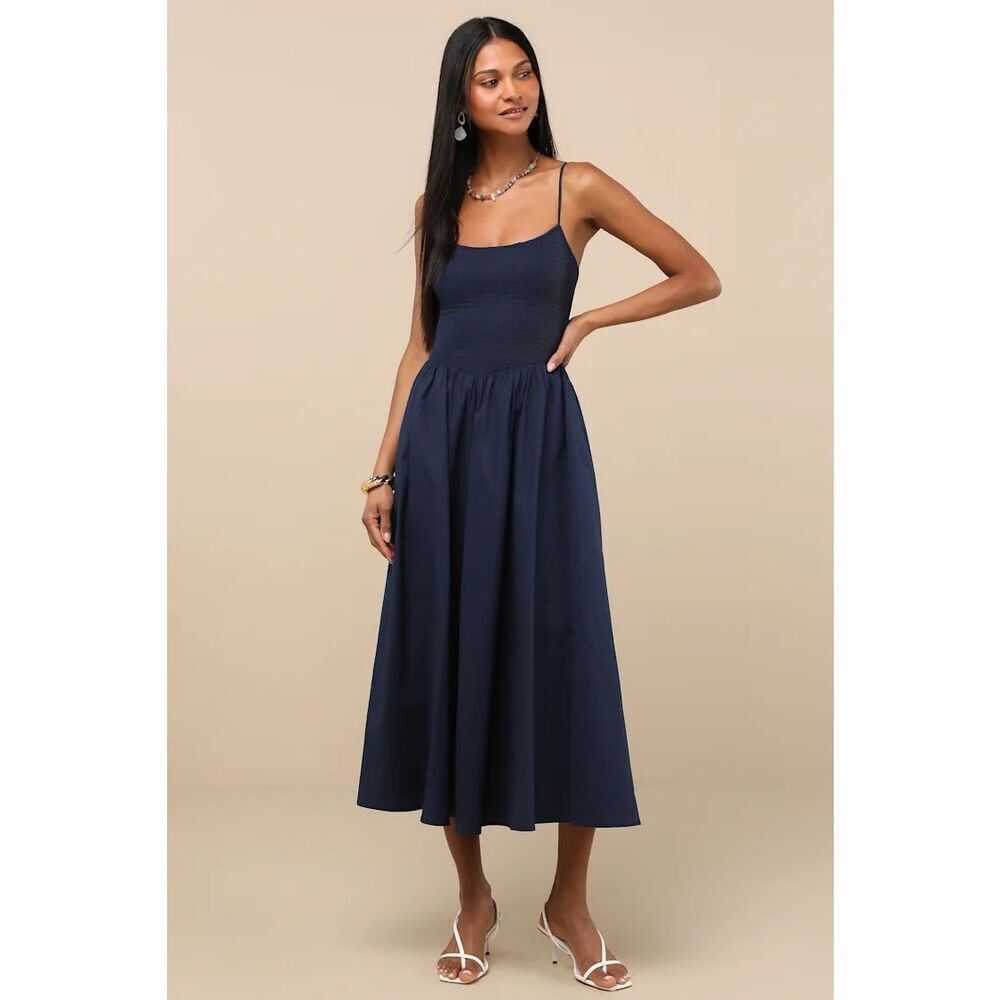 Lulus Tandria Navy Smocked Sleeveless Midi Dress Size M NWT